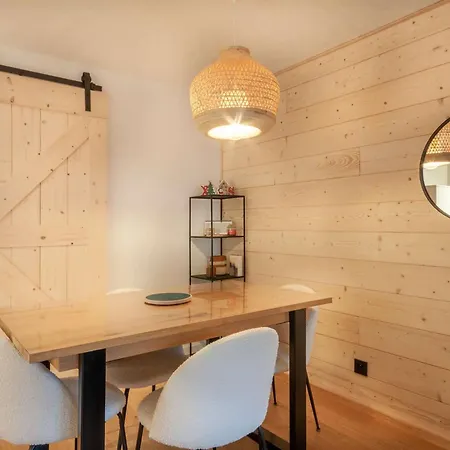 Chalende 12 : Au Coeur Du Village Et A 200m Des Pistes Apartment *