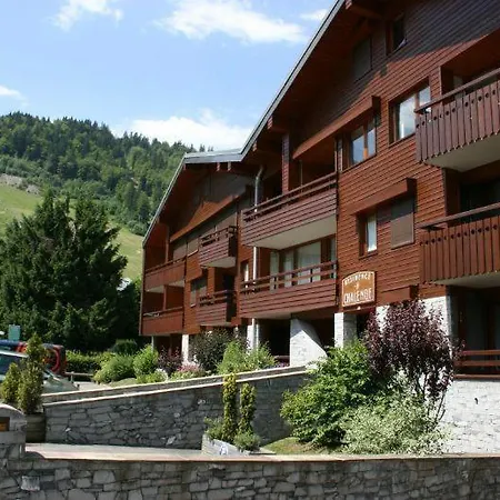 Apartment Chalende 12 : Au Coeur Du Village Et A 200m Des Pistes